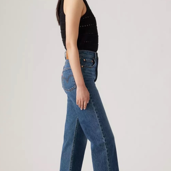 Levi's Ribcage Straight Ankle Jeans - Picture 2 of 7